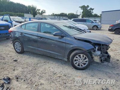 Czwarte zdjęcie samochodu z boku: 2020 HYUNDAI ELANTRA SE VIN:5NPD74LF7LH619870 - miniatura