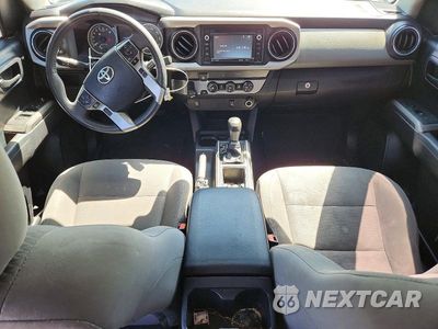 Zdjęcie 8 z 12 samochodu: 2019 TOYOTA TACOMA SR5 VIN:5TFAX5GN6KX163745 - miniatura