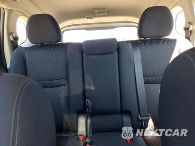 Zdjęcie 10 z 13 samochodu: 2019 NISSAN ROGUE S VIN:KNMAT2MVXKP544951 - miniatura