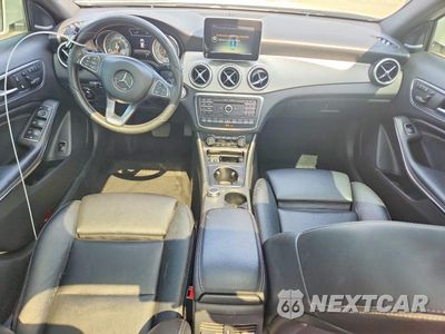 Zdjęcie 8 z 13 samochodu: 2017 MERCEDES-BENZ GLA 250 4MATIC VIN:WDCTG4GB7HJ311786 - miniatura