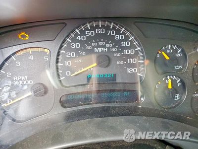 Zdjęcie 9 z 12 samochodu: 2005 CHEVROLET SILVERADO K2500 HEAVY DUTY VIN:1GCHK232X5F840295 - miniatura