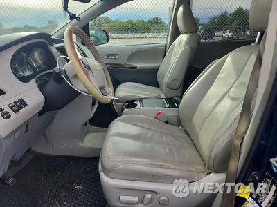 Zdjęcie 7 z 13 samochodu: 2012 TOYOTA SIENNA XLE 8-PASSENGER VIN:5TDYK3DC5CS270104 - miniatura