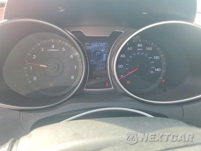 Zdjęcie 9 z 12 samochodu: 2014 HYUNDAI VELOSTER VIN:KMHTC6ADXEU194802 - miniatura
