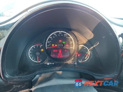 Zdjęcie 9 z 12 samochodu: 2015 VOLKSWAGEN BEETLE 1.8T VIN:3VWF17AT9FM640462 - miniatura