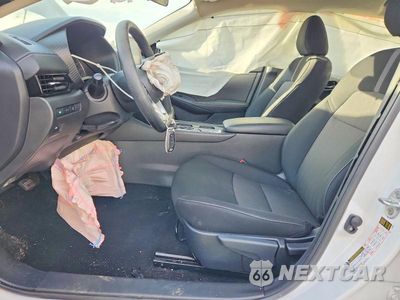 Zdjęcie 7 z 12 samochodu: 2025 NISSAN SENTRA SV VIN:3N1AB8CV1SY398450 - miniatura