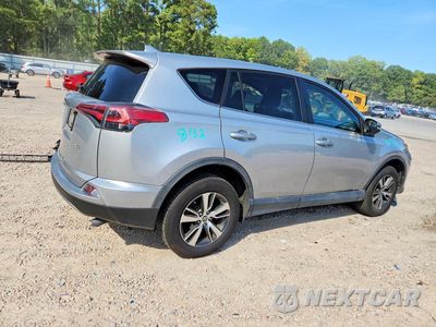 Trzecie zdjęcie samochodu z tyłu: 2018 TOYOTA RAV4 XLE VIN:2T3RFREV9JW802347 - miniatura