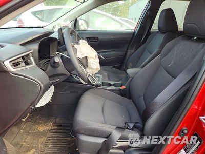 Zdjęcie 7 z 13 samochodu: 2026 TOYOTA COROLLA CROSS LE VIN:7MUCAABGXTV182176 - miniatura