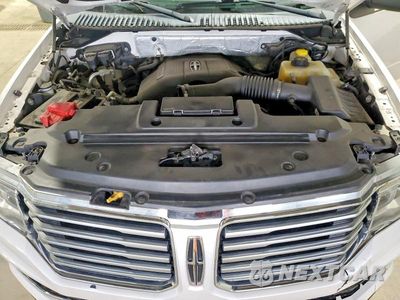 Zdjęcie 12 z 13 samochodu: 2017 LINCOLN NAVIGATOR RESERVE VIN:5LMJJ2LT9HEL01490 - miniatura
