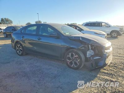 Czwarte zdjęcie samochodu z boku: 2020 KIA FORTE LXS VIN:3KPF24AD6LE244471 - miniatura