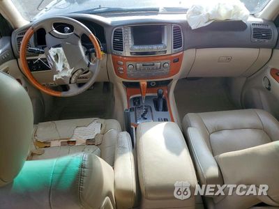 Zdjęcie 8 z 13 samochodu: 2003 LEXUS LX 470 VIN:JTJHT00W733524650 - miniatura