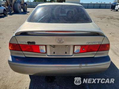 Zdjęcie 6 z 12 samochodu: 2000 TOYOTA CAMRY LE V6 VIN:JT2BF22K1Y0284650 - miniatura