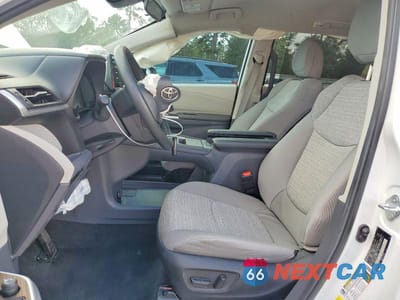 Zdjęcie 7 z 13 samochodu: 2024 TOYOTA SIENNA LE VIN:5TDKRKECXRS191336 - miniatura