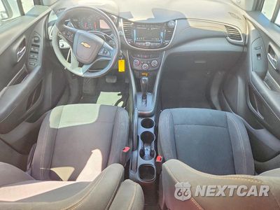 Zdjęcie 8 z 13 samochodu: 2019 CHEVROLET TRAX LS VIN:3GNCJKSB4KL233235 - miniatura