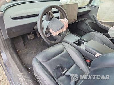 Zdjęcie 8 z 12 samochodu: 2024 TESLA MODEL 3 VIN:5YJ3E1EA1RF773337 - miniatura