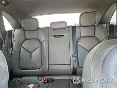 Zdjęcie 10 z 13 samochodu: 2018 PORSCHE MACAN VIN:WP1AA2A5XJLB10091 - miniatura