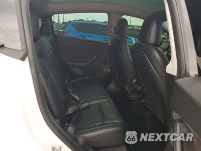 Zdjęcie 11 z 13 samochodu: 2022 TESLA MODEL Y VIN:7SAYGDEF4NF307282 - miniatura