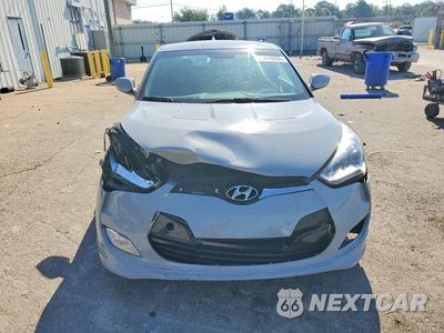 Piąte zdjęcie samochodu w środku: 2013 HYUNDAI VELOSTER RE MIX VIN:KMHTC6AD3DU132270 - miniatura