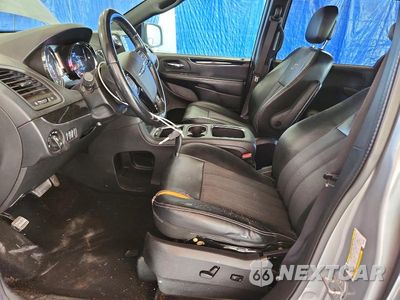 Zdjęcie 7 z 13 samochodu: 2015 CHRYSLER TOWN & COUNTRY S VIN:2C4RC1HGXFR609858 - miniatura