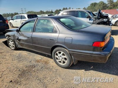 Drugie zdjęcie samochodu z przodu: 2001 TOYOTA CAMRY LE V6 VIN:4T1BF22K31U958993 - miniatura
