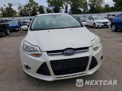 Piąte zdjęcie samochodu w środku: 2012 FORD FOCUS SEL VIN:1FAHP3H29CL278264 - miniatura