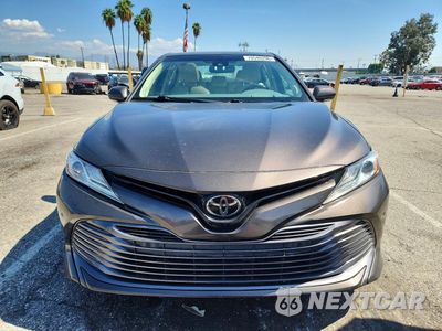 Piąte zdjęcie samochodu w środku: 2018 TOYOTA CAMRY XLE V6 VIN:4T1BZ1HK4JU012491 - miniatura