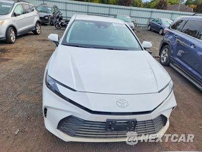 Piąte zdjęcie samochodu w środku: 2025 TOYOTA CAMRY LE VIN:4T1DBADKXSU517150 - miniatura