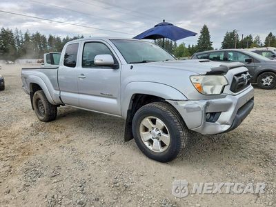 Czwarte zdjęcie samochodu z boku: 2013 TOYOTA TACOMA V6 VIN:5TFUU4EN3DX048915 - miniatura