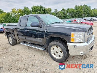 Czwarte zdjęcie samochodu z boku: 2012 CHEVROLET SILVERADO K1500 LT VIN:1GCRKSE7XCZ143301 - miniatura
