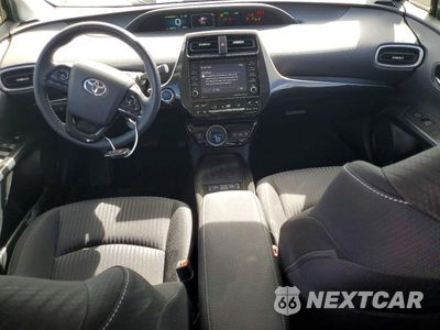 Zdjęcie 8 z 12 samochodu: 2021 TOYOTA PRIUS PRIME LE VIN:JTDKAMFP3M3179057 - miniatura