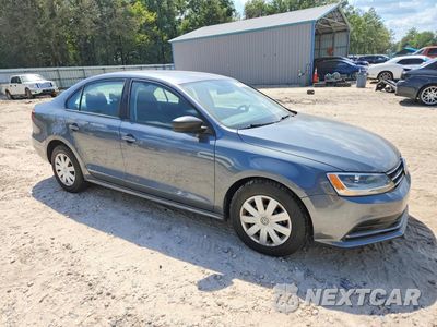 Czwarte zdjęcie samochodu z boku: 2016 VOLKSWAGEN JETTA S VIN:3VW267AJ5GM216292 - miniatura