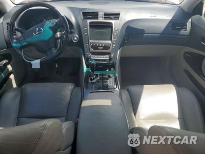Zdjęcie 8 z 13 samochodu: 2007 LEXUS GS 450H VIN:JTHBC96S075008057 - miniatura
