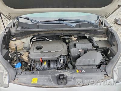 Zdjęcie 12 z 14 samochodu: 2017 KIA SPORTAGE LX VIN:KNDPMCAC6H7139999 - miniatura