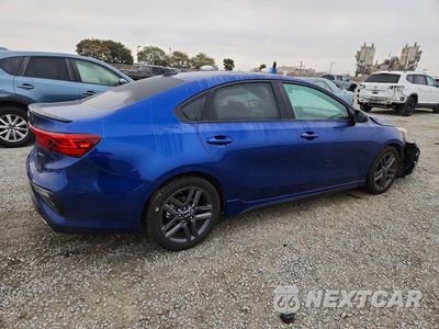 Trzecie zdjęcie samochodu z tyłu: 2021 KIA FORTE GT LINE VIN:3KPF34AD3ME271836 - miniatura