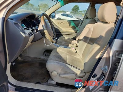 Zdjęcie 7 z 12 samochodu: 2004 TOYOTA HIGHLANDER BASE VIN:JTEGD21A840105411 - miniatura