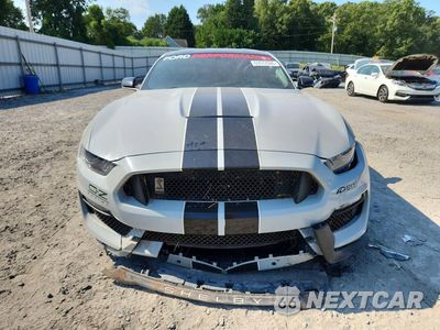 Piąte zdjęcie samochodu w środku: 2017 FORD MUSTANG SHELBY GT350 VIN:1FA6P8JZ2H5525597 - miniatura