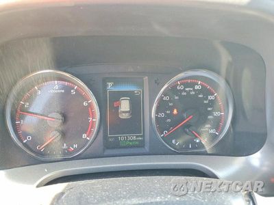 Zdjęcie 9 z 12 samochodu: 2016 TOYOTA RAV4 SE VIN:2T3NFREV0GW310037 - miniatura