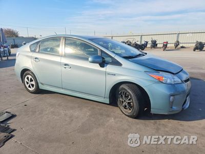 Czwarte zdjęcie samochodu z boku: 2015 TOYOTA PRIUS THREE VIN:JTDKN3DU2F1871039 - miniatura