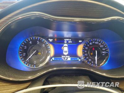 Zdjęcie 9 z 12 samochodu: 2015 CHRYSLER 200 C VIN:1C3CCCEGXFN610516 - miniatura