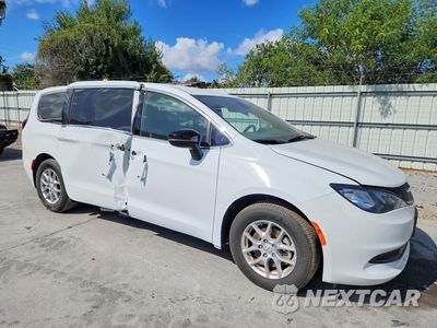 Czwarte zdjęcie samochodu z boku: 2026 CHRYSLER VOYAGER LX VIN:2C4RC1CG7TR161307 - miniatura