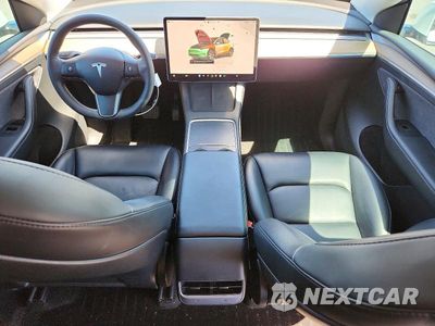 Zdjęcie 8 z 13 samochodu: 2023 TESLA MODEL Y VIN:7SAYGAEE2PF627919 - miniatura