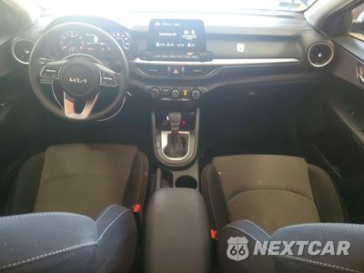 Zdjęcie 8 z 12 samochodu: 2024 KIA FORTE LXS VIN:3KPF24AD7RE758077 - miniatura