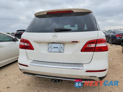 Zdjęcie 6 z 12 samochodu: 2014 MERCEDES-BENZ ML 350 VIN:4JGDA5JB1EA355476 - miniatura