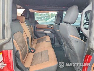 Zdjęcie 10 z 12 samochodu: 2021 FORD BRONCO BASE VIN:1FMDE5BH0MLA97252 - miniatura