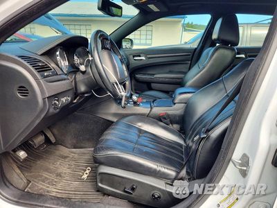 Zdjęcie 7 z 12 samochodu: 2014 CHRYSLER 300 S VIN:2C3CCAGG3EH144520 - miniatura