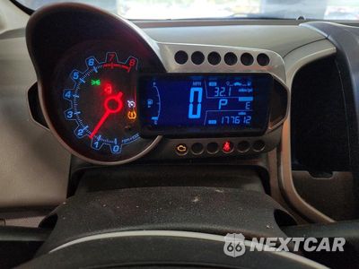 Zdjęcie 9 z 13 samochodu: 2013 CHEVROLET SONIC LT VIN:1G1JC5SB9D4117297 - miniatura