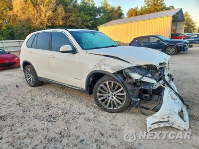 Czwarte zdjęcie samochodu z boku: 2015 BMW X5 XDRIVE35I VIN:5UXKR0C51F0K59609 - miniatura