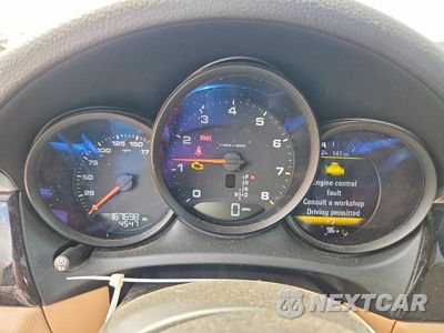 Zdjęcie 9 z 12 samochodu: 2018 PORSCHE MACAN VIN:WP1AA2A51JLB00498 - miniatura