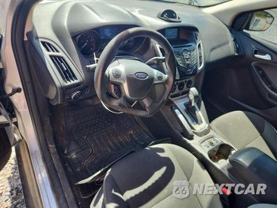 Zdjęcie 8 z 13 samochodu: 2014 FORD FOCUS SE VIN:1FADP3F28EL155821 - miniatura