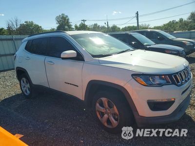 Czwarte zdjęcie samochodu z boku: 2018 JEEP COMPASS LATITUDE VIN:3C4NJDBBXJT162215 - miniatura