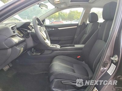 Zdjęcie 7 z 12 samochodu: 2017 HONDA CIVIC EX VIN:19XFC1F32HE213947 - miniatura